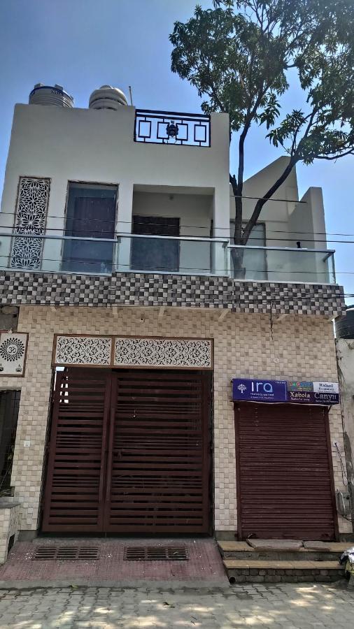 Ira Homestay Mathura - Divine Spiritual Stay Exteriér fotografie